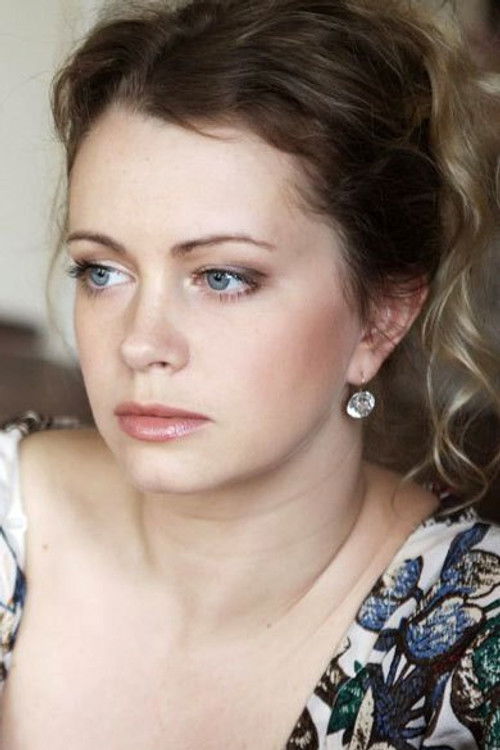 Yuliya Denisova as Alla Vidova