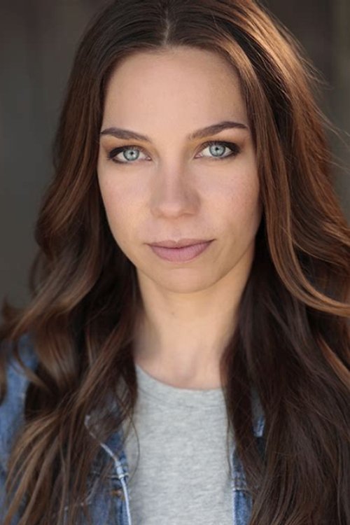 Maryna Savitska as Self - Cat Trainer