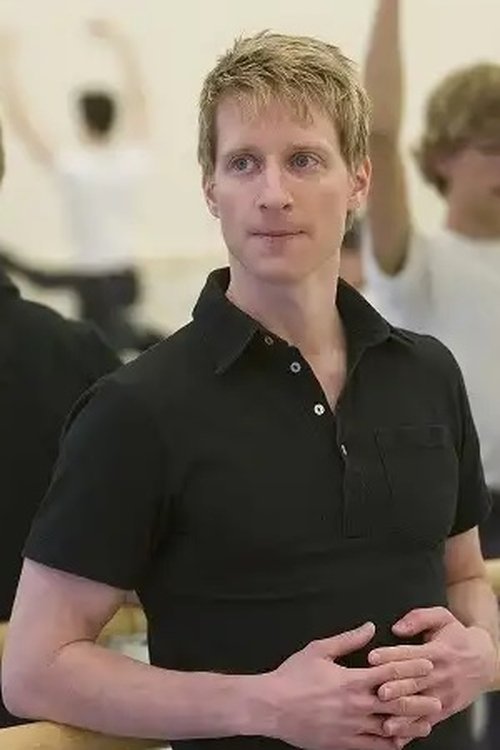 Ethan Stiefel as Cooper Nielsen