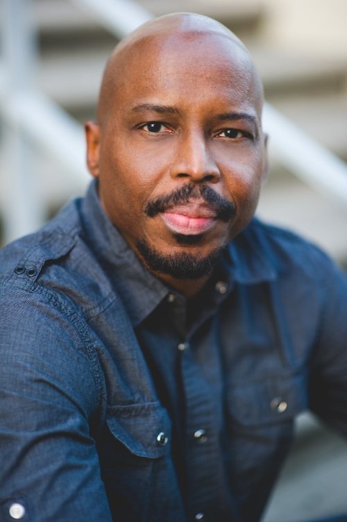 Jeronimo Spinx as Bus Stop Thug