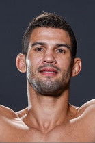 Leonardo Santos as Self