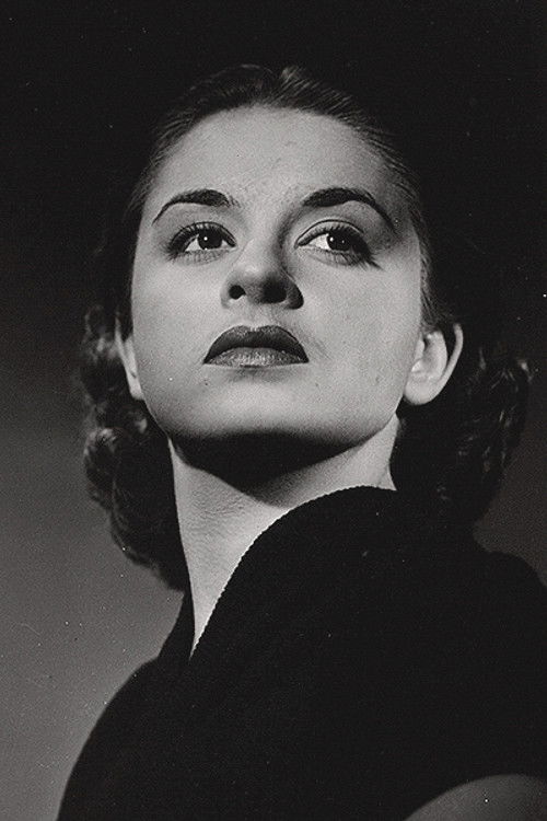 Antonieta Morineau as Helena Castro de Oliveira, a Leninha