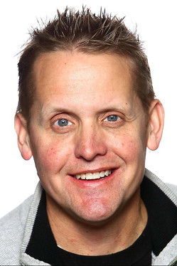 Steve Cook as Narrator (voice)