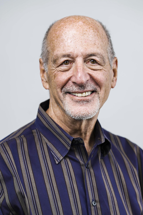 Gary Maniloff as Douglas