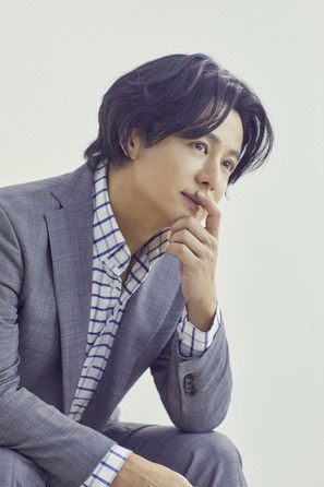 Kang Ji-Hoo as Kim Seok-geun