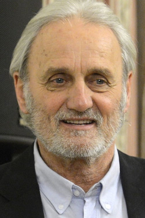 Péter Trokán as Teichmann