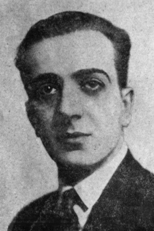 Marian Czauski as Jerzy Recki, student