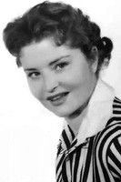 Laly del Amo as Bárbara Lamadrid