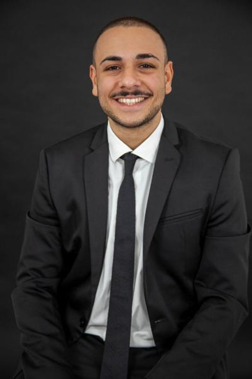 Arturo Lissa as Bernardo