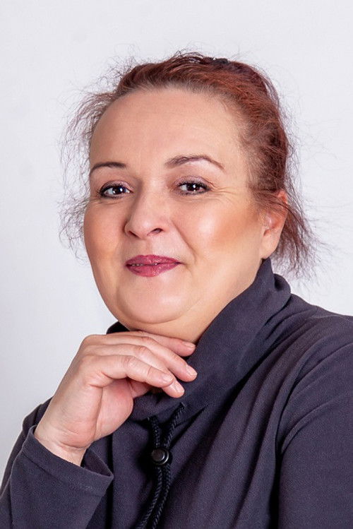 Zuzana Znášik-Martináková as 