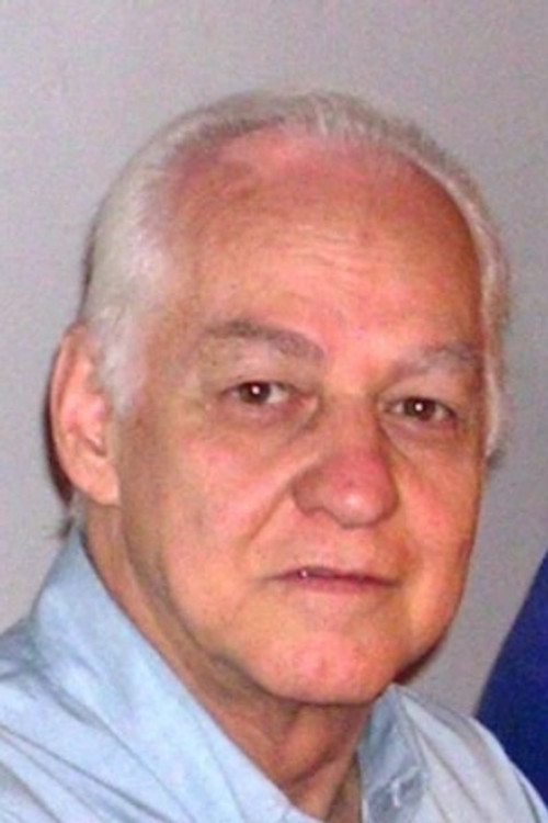 Sérgio Galvão as Maurício