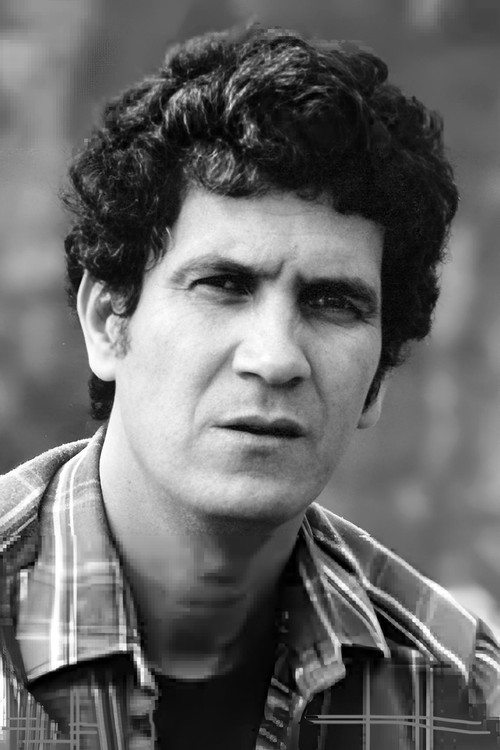 Mazouz Ould-Abderrahmane as Mokrane