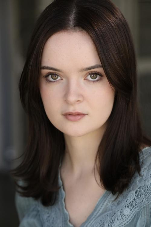 April Clark as Lexi Riverford