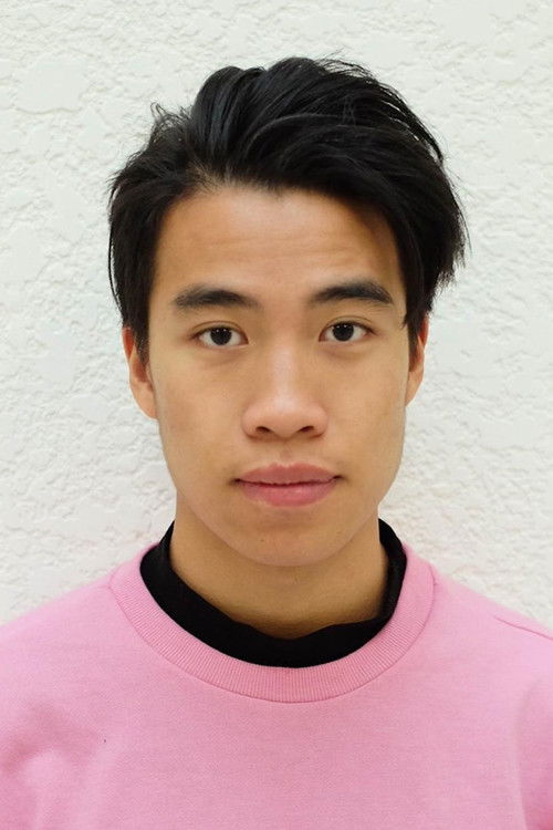 Carl Ao Ieong as Gangster Ho Dee