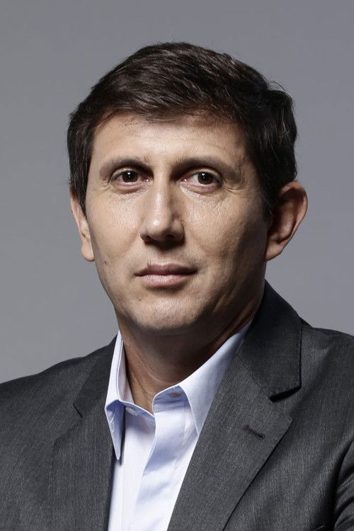 Juan Pablo Varsky as 