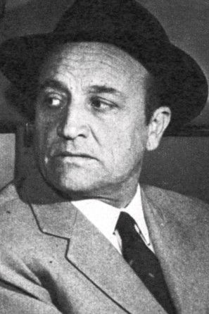 Vezio Natili as Captain (uncredited)