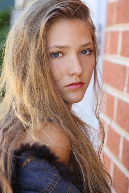 Lili Sepe as Shay Marshall