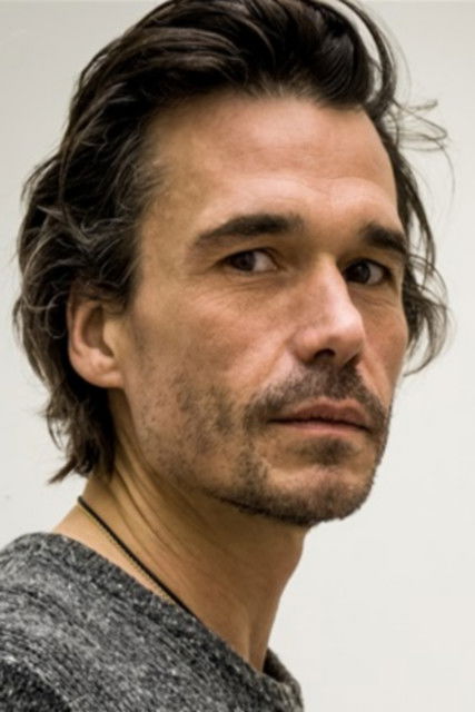 Sylvain Jacques as Bruno