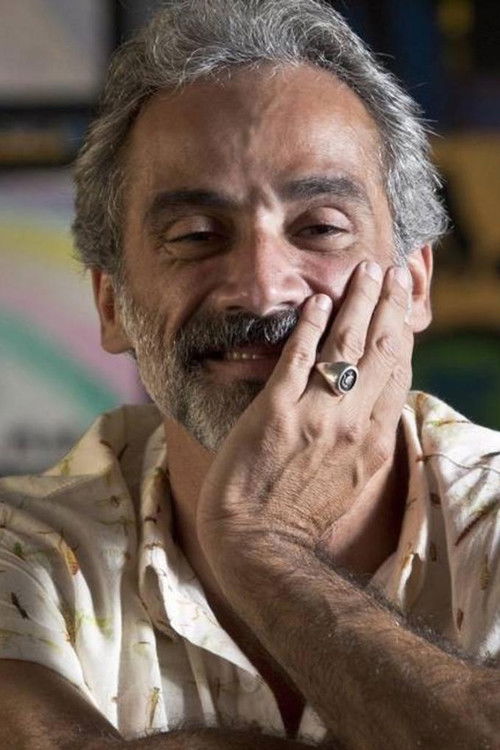 Fernando Libonati as Antônio