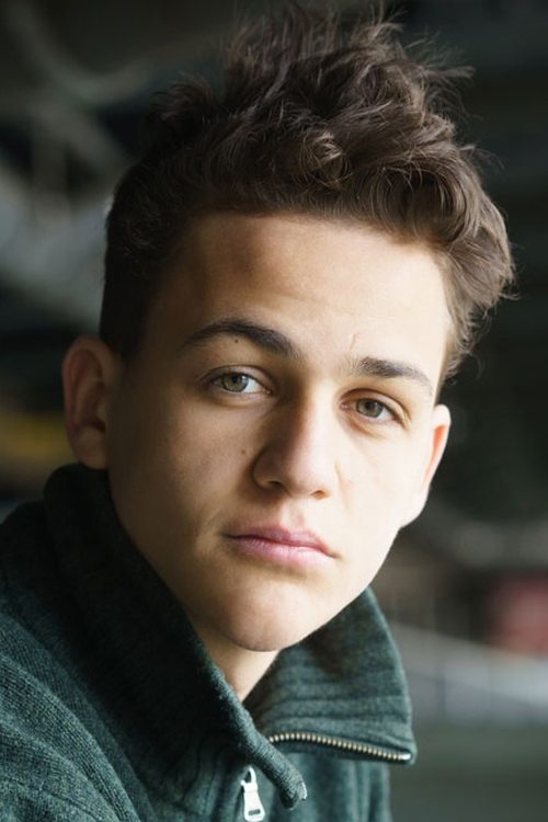 David Ali Rashed as Young Leo