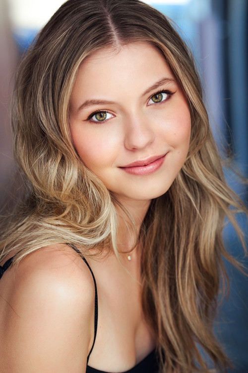 Lilo Baier as Taylor