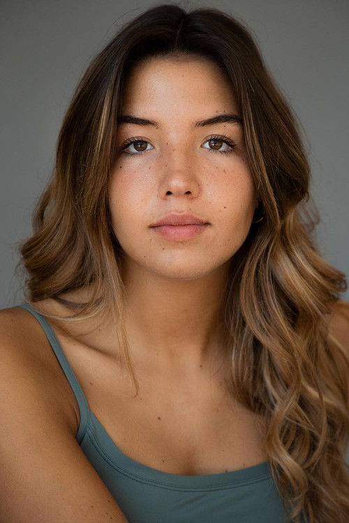 Beatriz Tomaz as Carlota