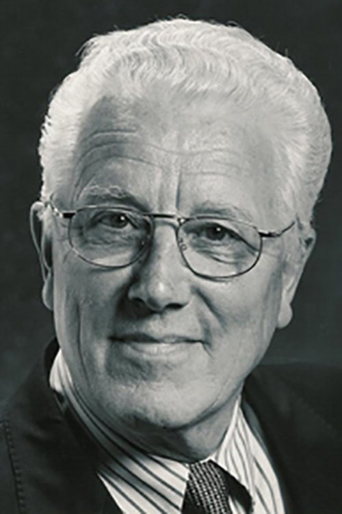 Paul van Gorcum as Pastoor