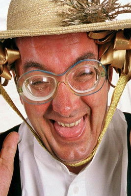 François Silvant as Robert Calou