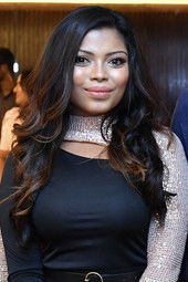 Mariyam Azza as Lamha