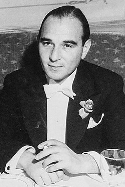 Robert Riskin as Boxing Extra