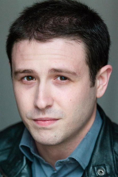 Kevin Goffette as Benoît