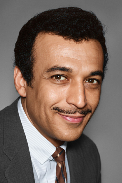 Sadri Alışık as Miralay Hayrullah Bey