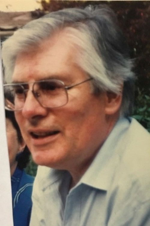 Bill Davies as English narrator