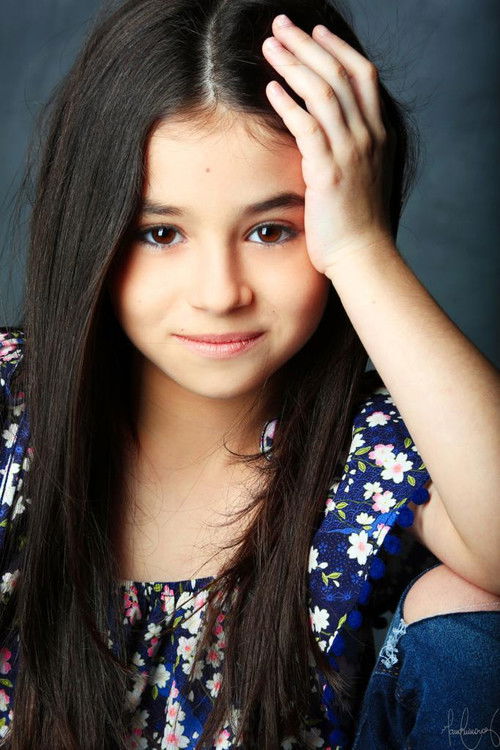 Gabriela Borer as Nina