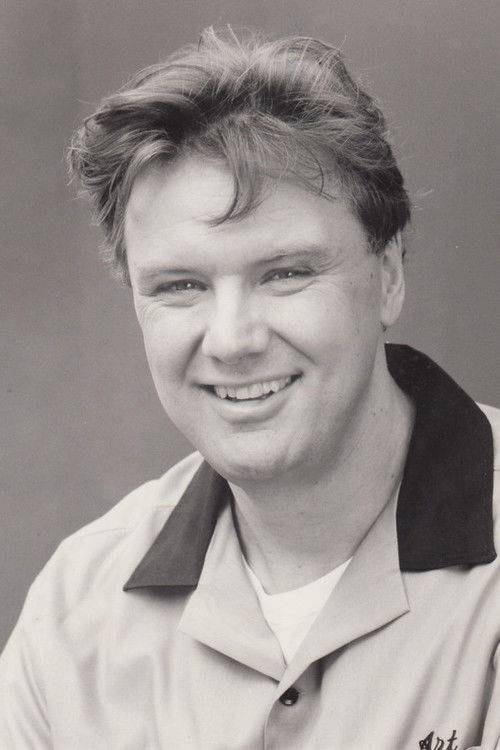 Rick Ducommun as Wardell