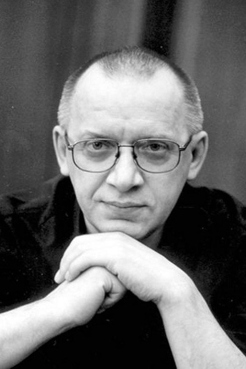 Sergei Artsybashev as Gulyayev