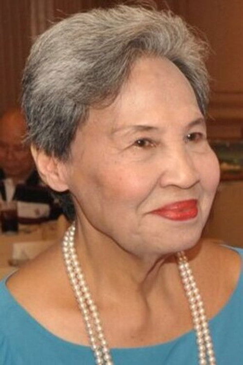 Mayuree Israsena as Traditional Doctor