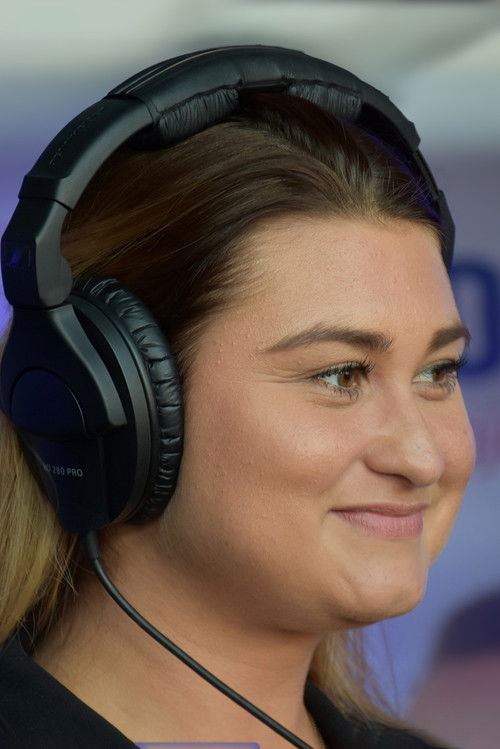 Veronika Tkaczyková as Monika