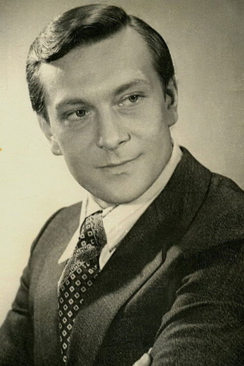 Boris Borisov as Матвей Строгов