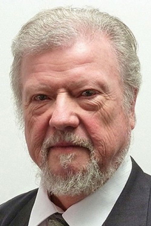 Pierre Johann as Le vieux monsieur hôpital