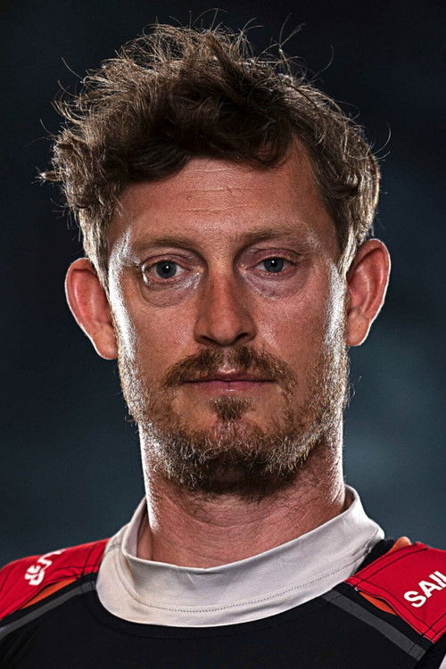 Martin Kirketerp as Vært