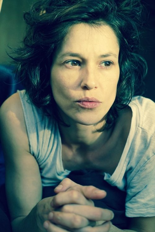 Clémentine Beaugrand as Brune Hellman