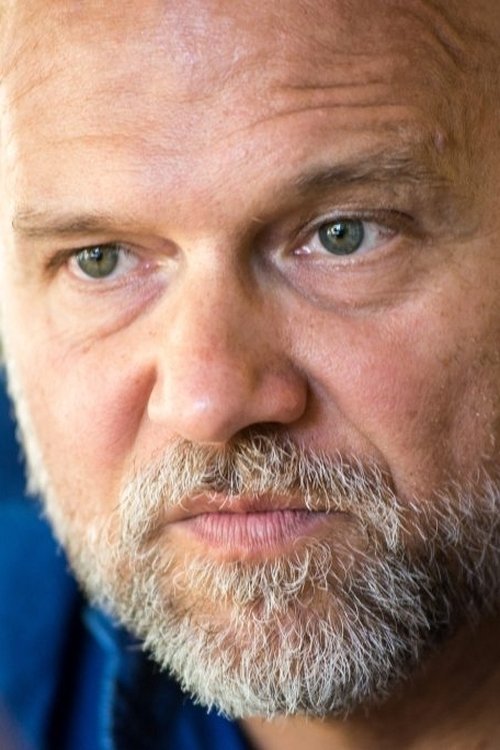 Ferenc Pusztai as József