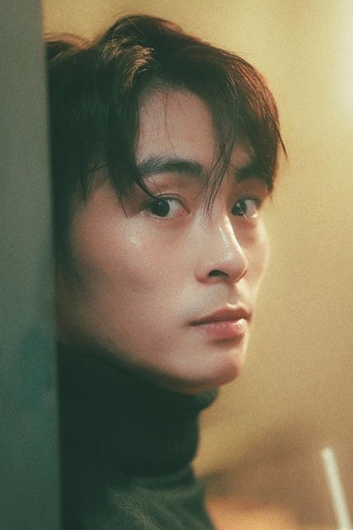 Lãnh Thanh as Đại Úy Khánh