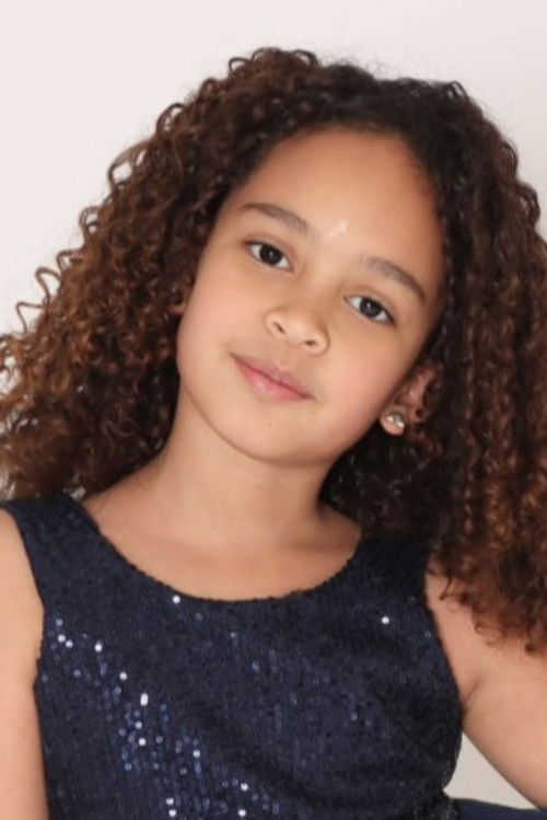 Victoria Morales as Isa