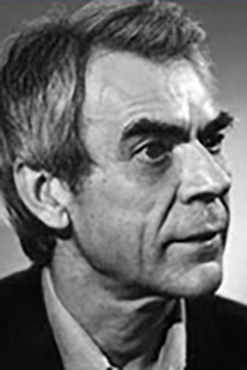 Anatoly Semenov as комиссар Краюхин