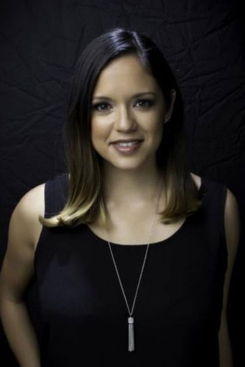 Teneille Newallo as Chloe