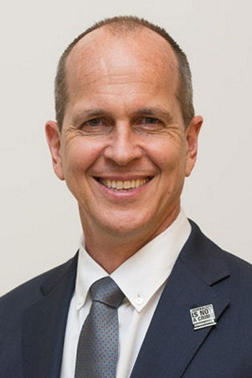 Peter Greste as Himself