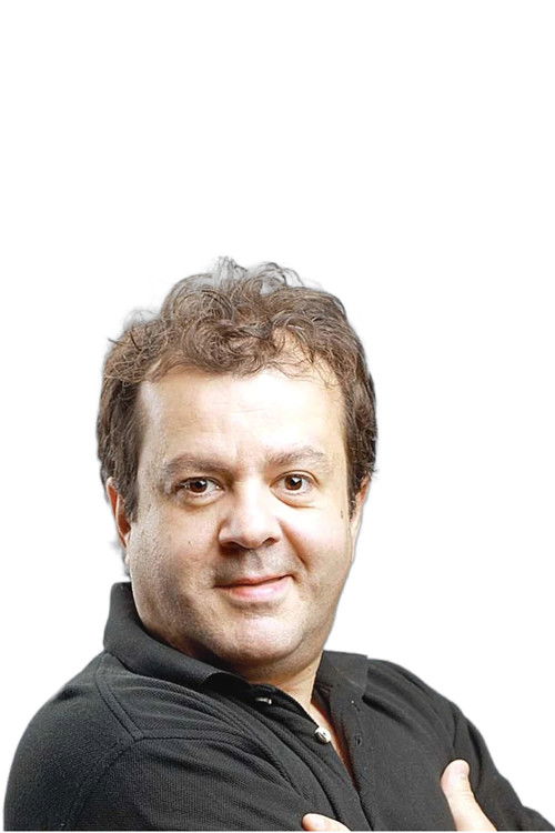 Dragoș Moștenescu as