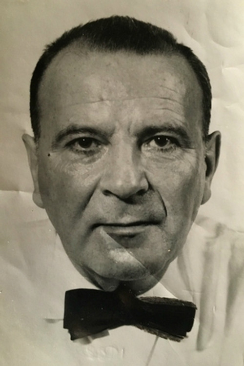 Franz von Treuberg as Pilar's Father